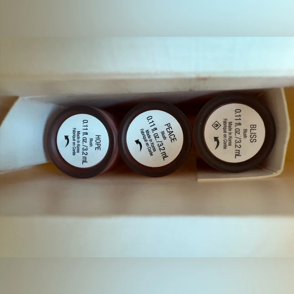 NWT Rare Beauty by Selena Gomez Mini Soft Pinch Liquid Blush Trio ⁣
